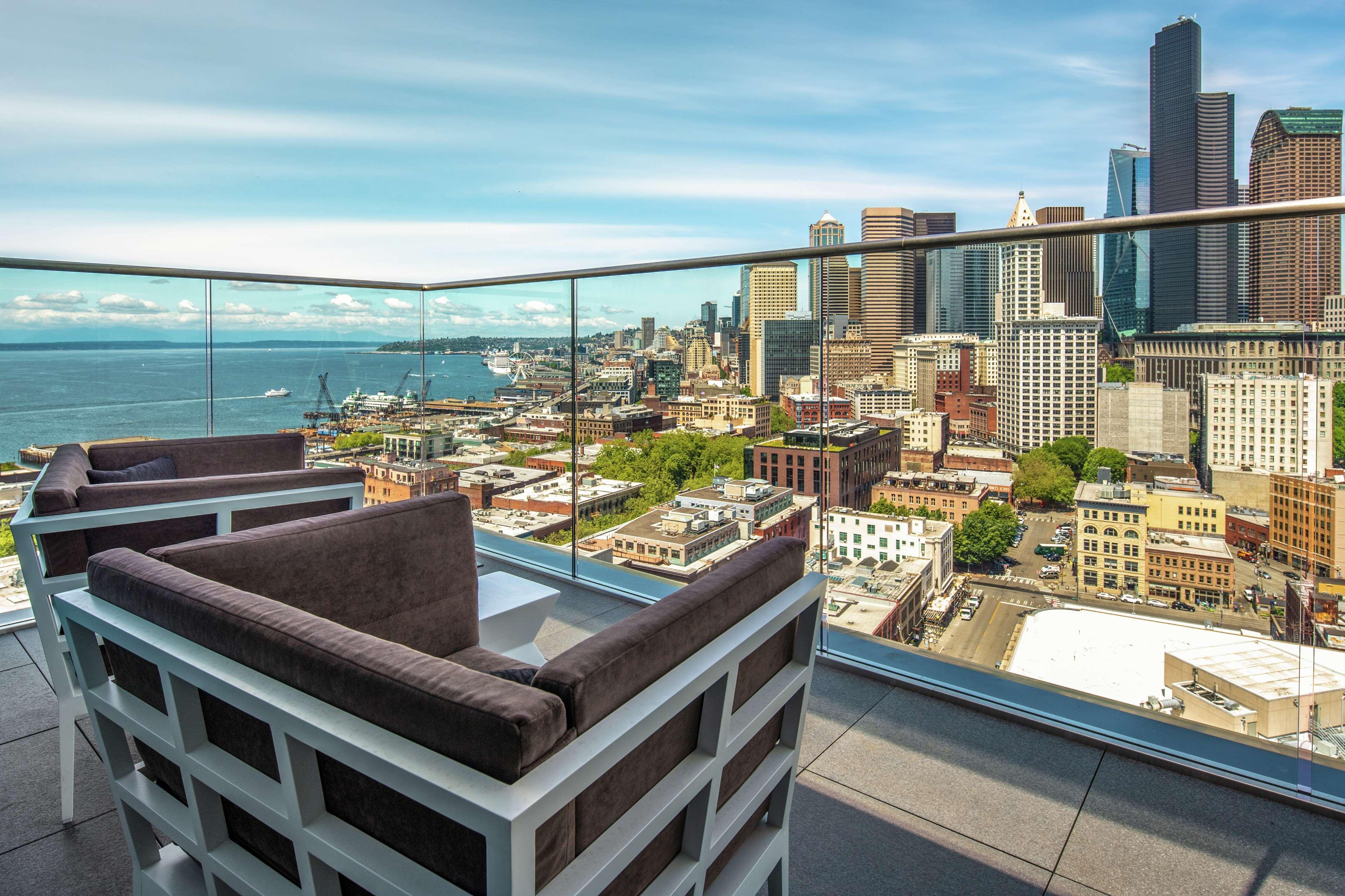 Embassy Suites By Hilton Seattle Downtown Pioneer Square Exterior photo